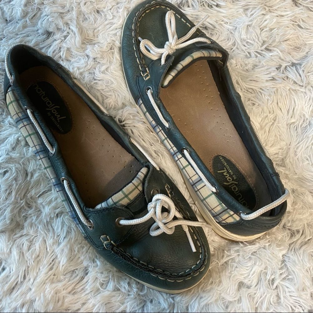 Oliver from Naturalizer Green Leather White Detail Comfy Preppy Top Siders Sz 7 - Picture 5 of 9